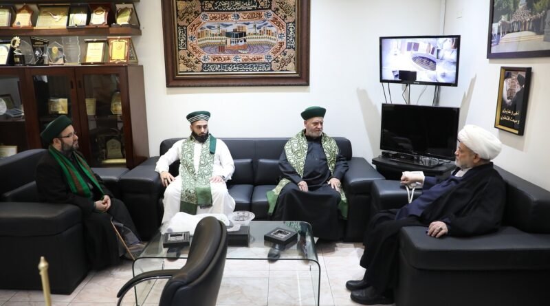 شيخ مشايخ الطرق الصوفية في طرابلس يزور التجمع